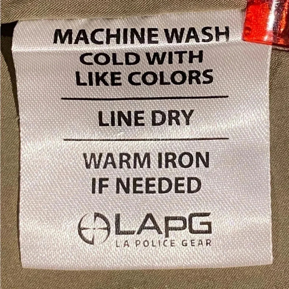 LAPG Bombs Away Button Up, Size Large, NWT - Picture 5 of 9